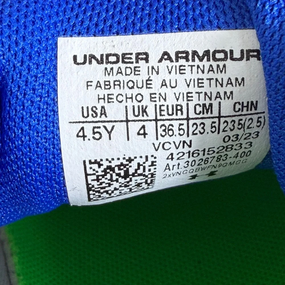Under Armour Charged Rogue 3 Boys 4.5Y Blue Green Running Shoes 3026783-400